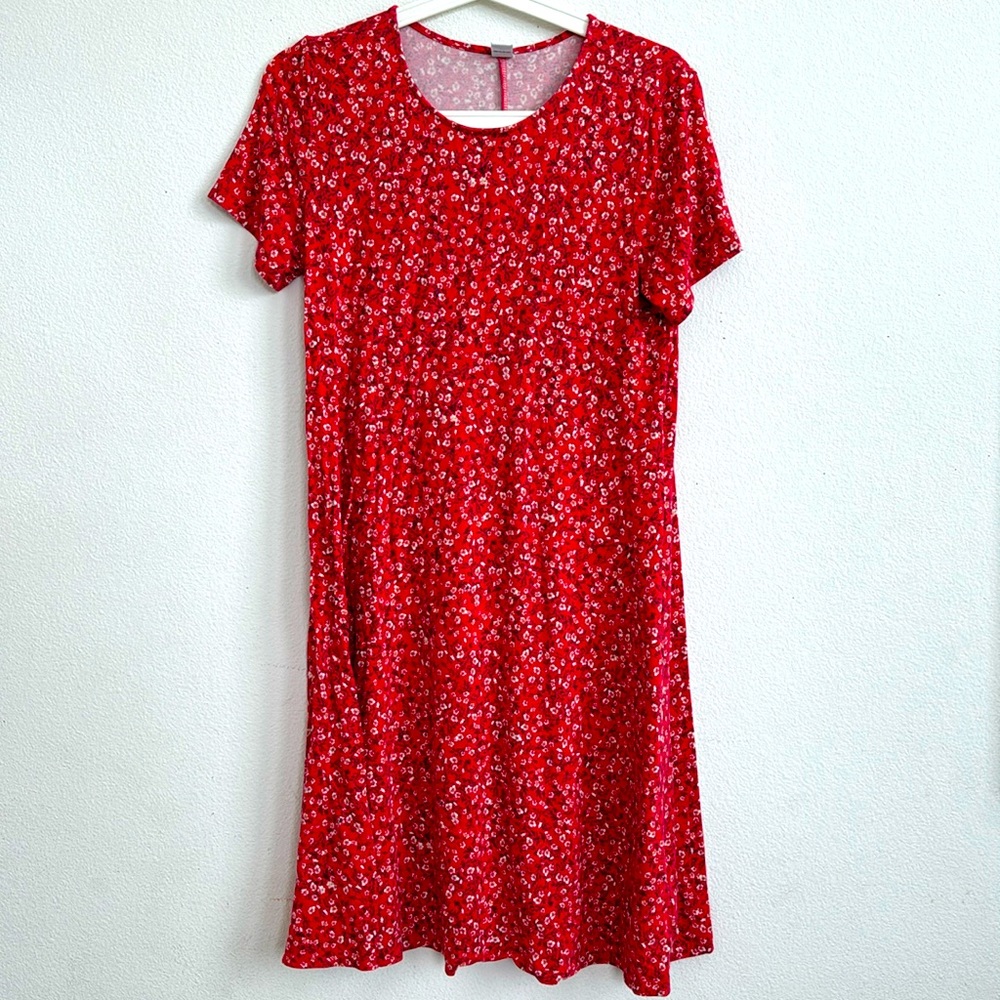 OLD NAVY floral t-shirt dress